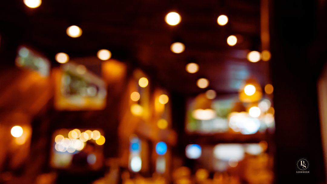 Romantic Luxury private dining room in London